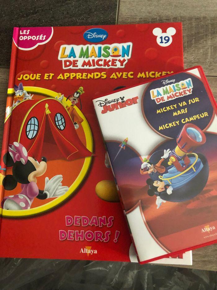 Livre maison de Mickey