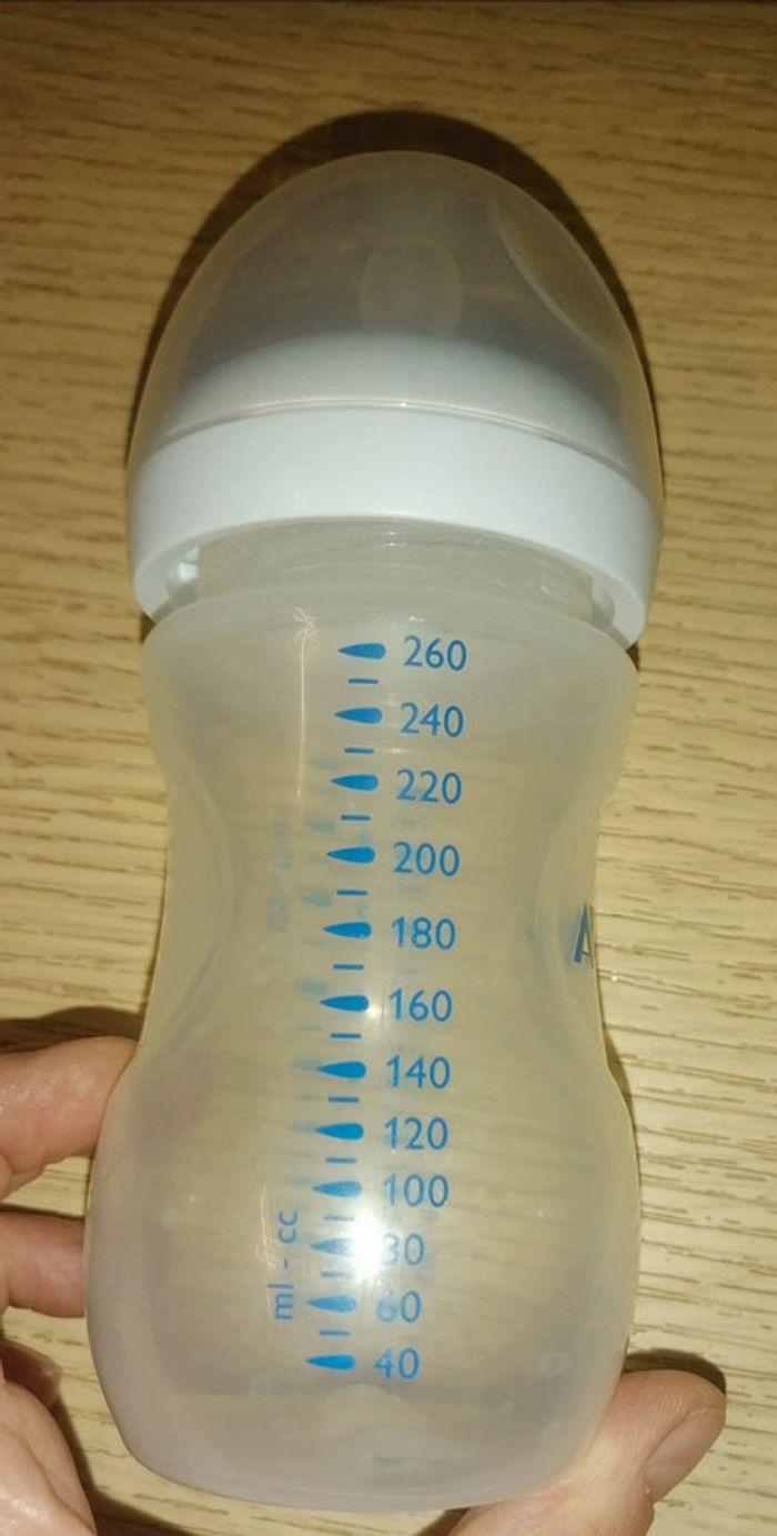 Biberon Avent plastique 260ml - photo numéro 2