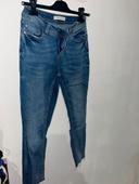 Jean slim taille 38