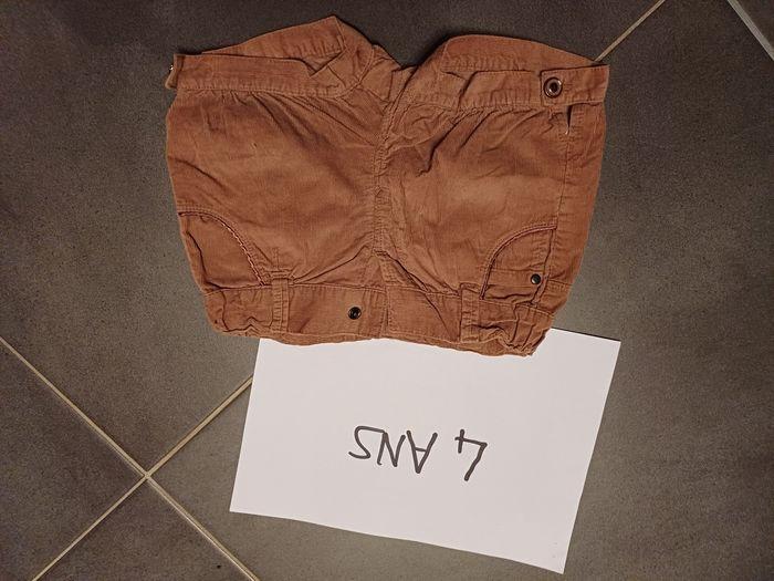 Short marron 4 ans - photo numéro 2