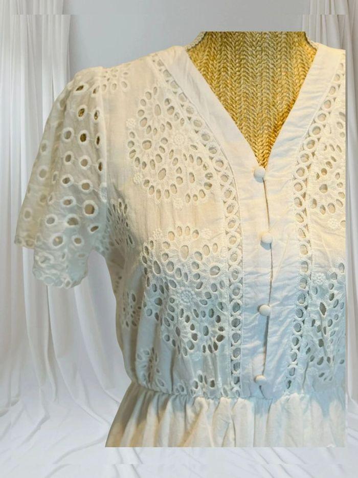 Combi short blanche doublée broderie anglaise T38/40 - photo numéro 2