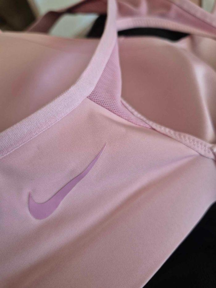 Brassière de sport  Nike rose Rival taille 80c - photo numéro 3