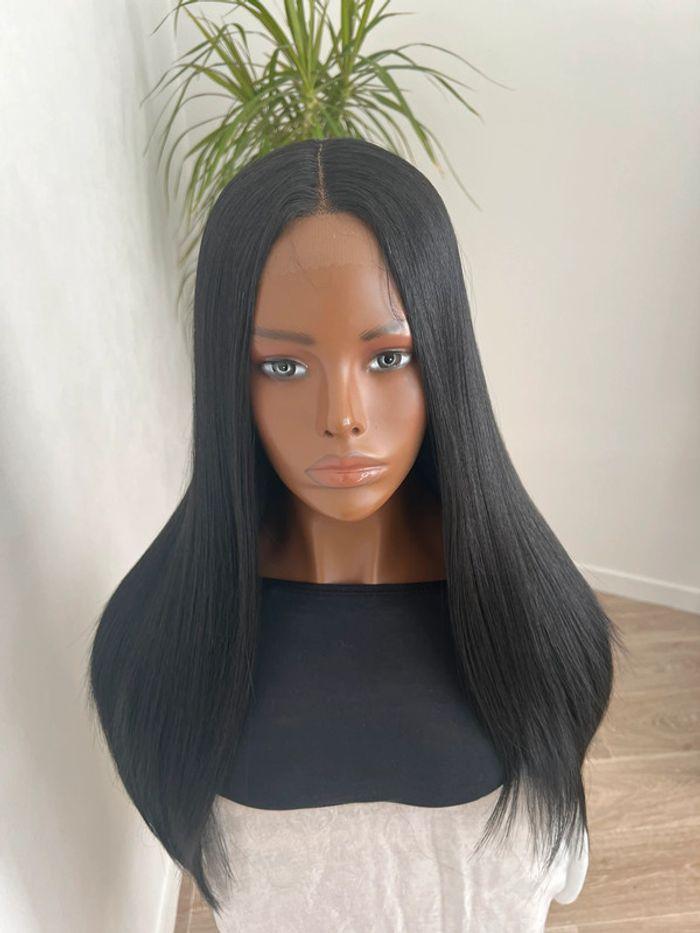 Perruque lisse noire lace frontal - photo numéro 1