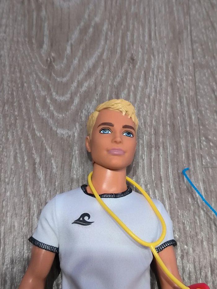 Mattel barbie Ken FXP04 maître nageur sauveteur en mer - photo numéro 2