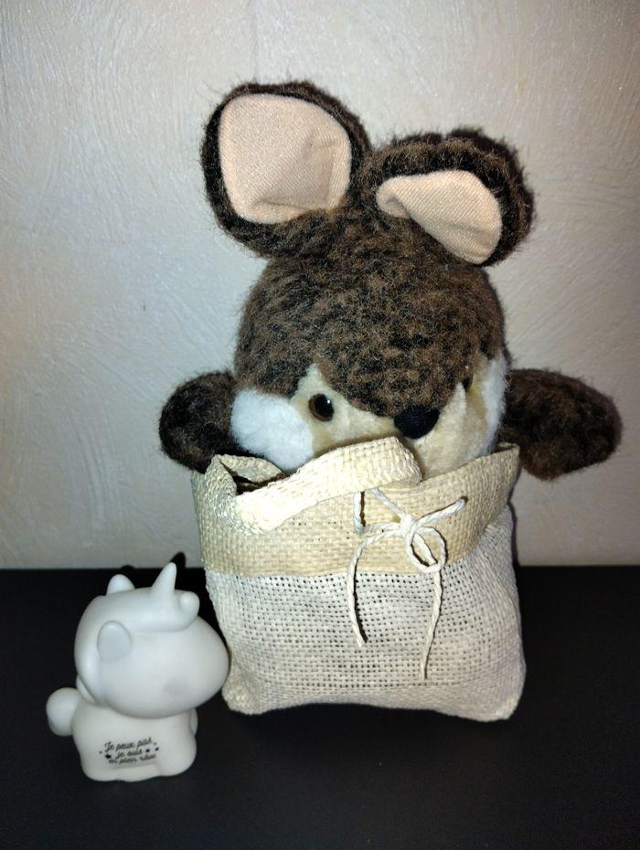 Peluche lapin et son petit sac - photo numéro 1