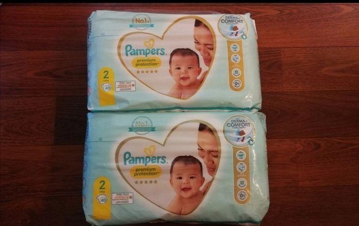 2 x 40 couches Pampers taille 2