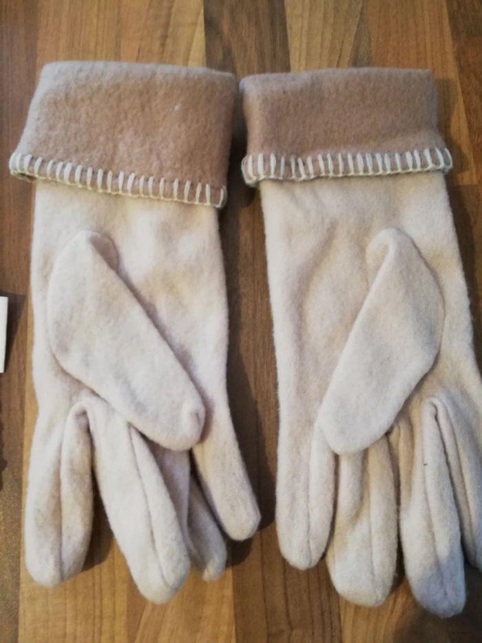 Lot écharpe + paire de gants neufs beige marron - photo numéro 5