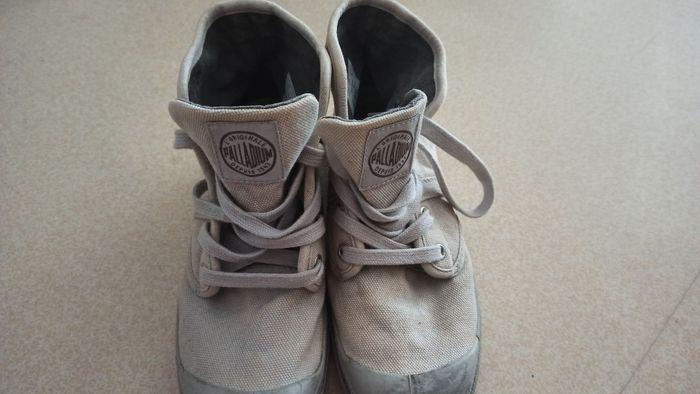 Vends  chaussures grises  marque palladium taille 38 TBE - photo numéro 2