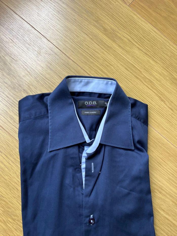 Chemise bleu marine taille 39/40 - photo numéro 2