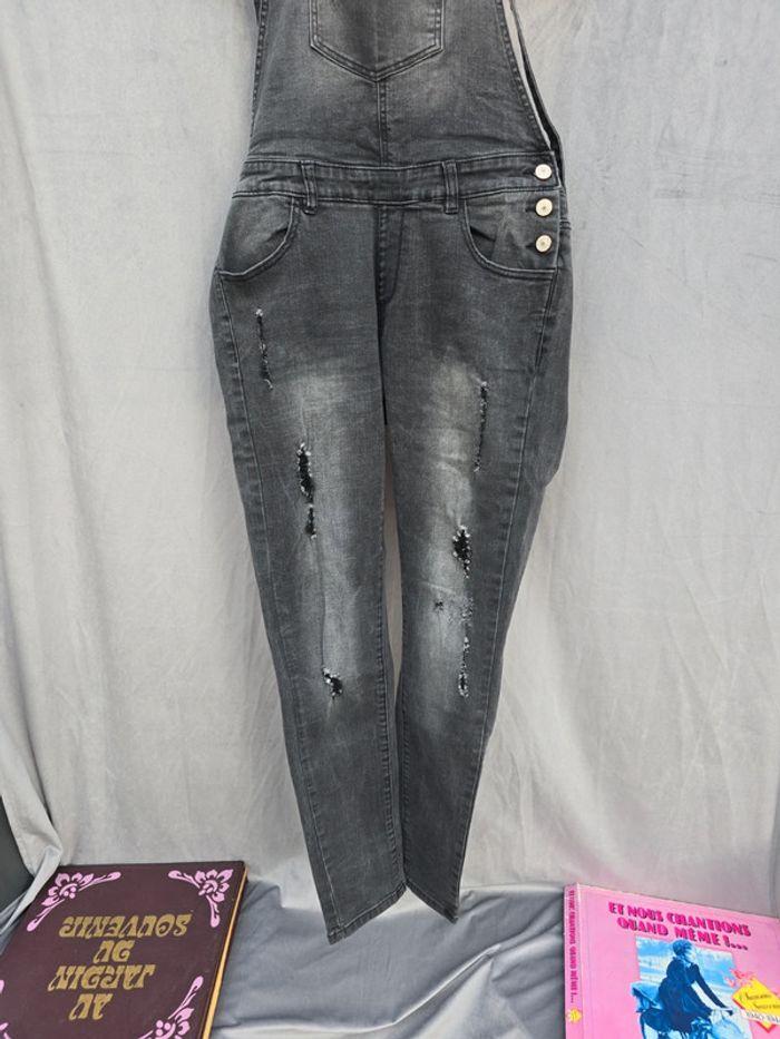 Jeans Salopette Only taille 38 - photo numéro 2