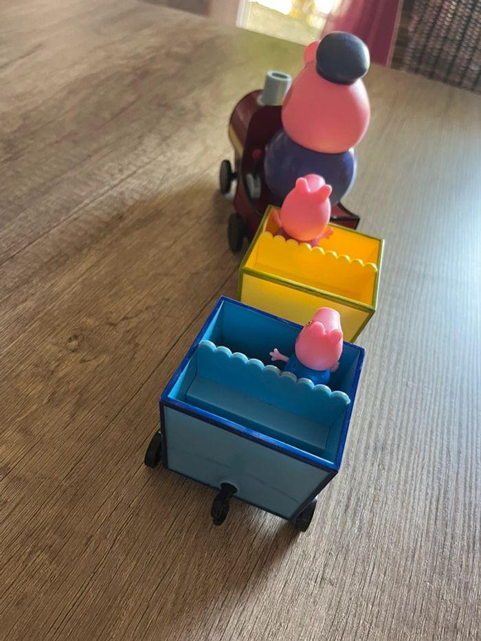 Train Peppa Pig - photo numéro 4