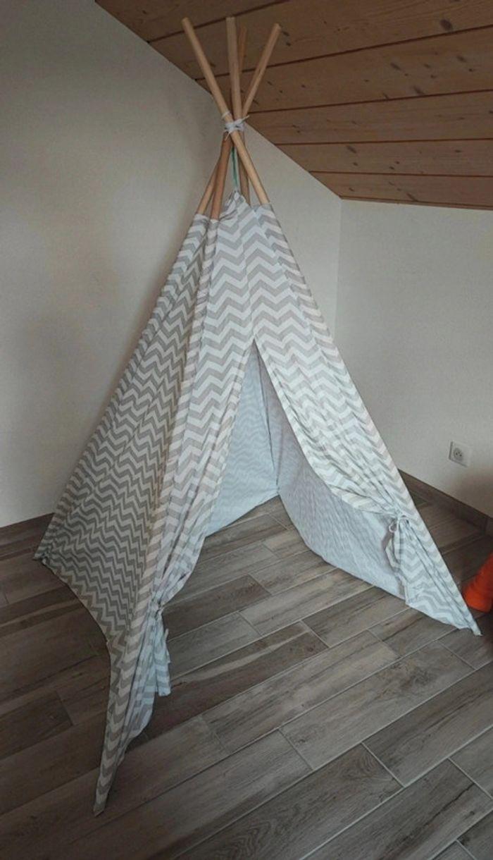 Beau Tipi pour enfant - photo numéro 1