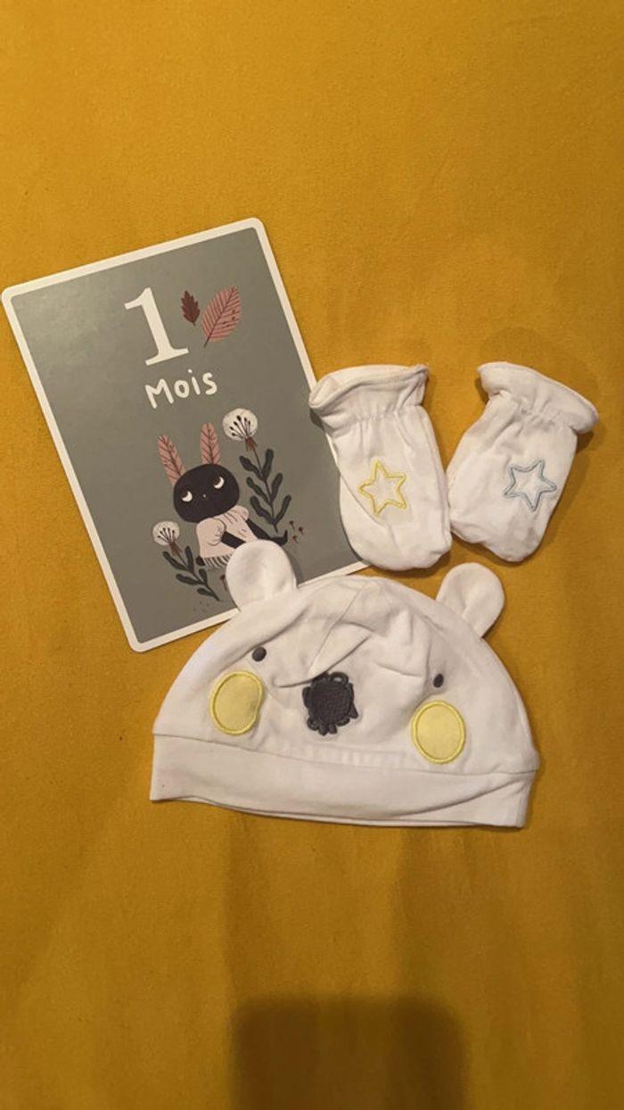 Bonnet et petit gants de naissance - photo numéro 1