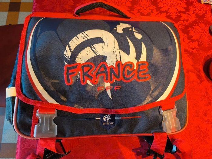 Cartable France FFF Excellent état - photo numéro 2