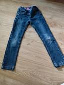 Jeans 8 ans fille