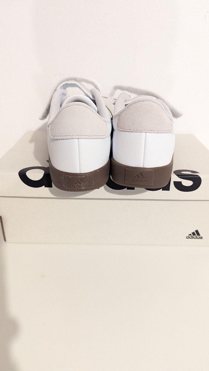 Sneakers Adidas enfant mixte 31 - photo numéro 7