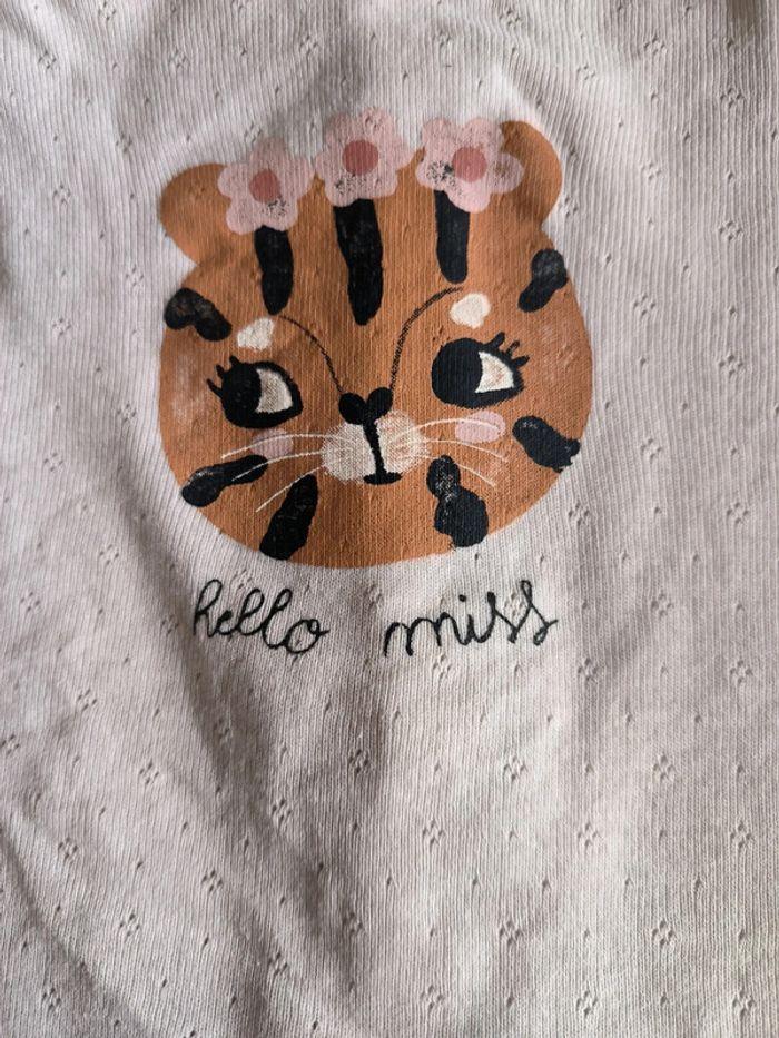 Tee shirt côtelé hello miss tigre neuf 9 mois - photo numéro 2