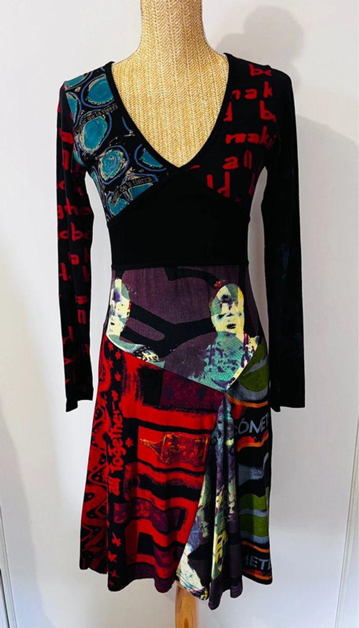 Robe Desigual taille S - photo numéro 1