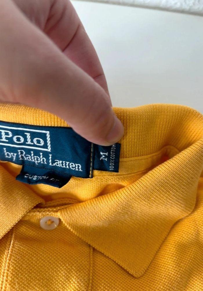 Polo manche longue Ralph Lauren jaune asymétrique taille M - photo numéro 4