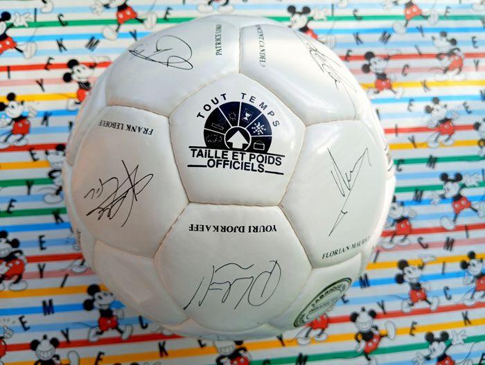 Ballon football fédération française 1998 - photo numéro 1