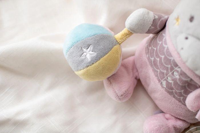 Peluche hochet licorne rose, Mots d'Enfants - photo numéro 2