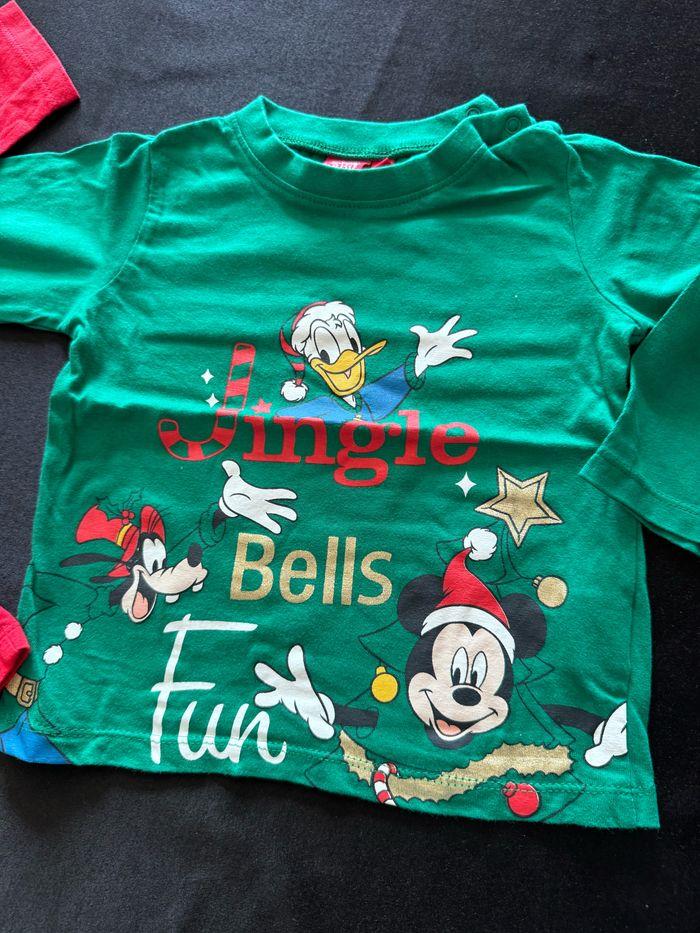 Lot 2 t-shirt Noel Les amis de Mickey 24 mois jumeaux - photo numéro 3