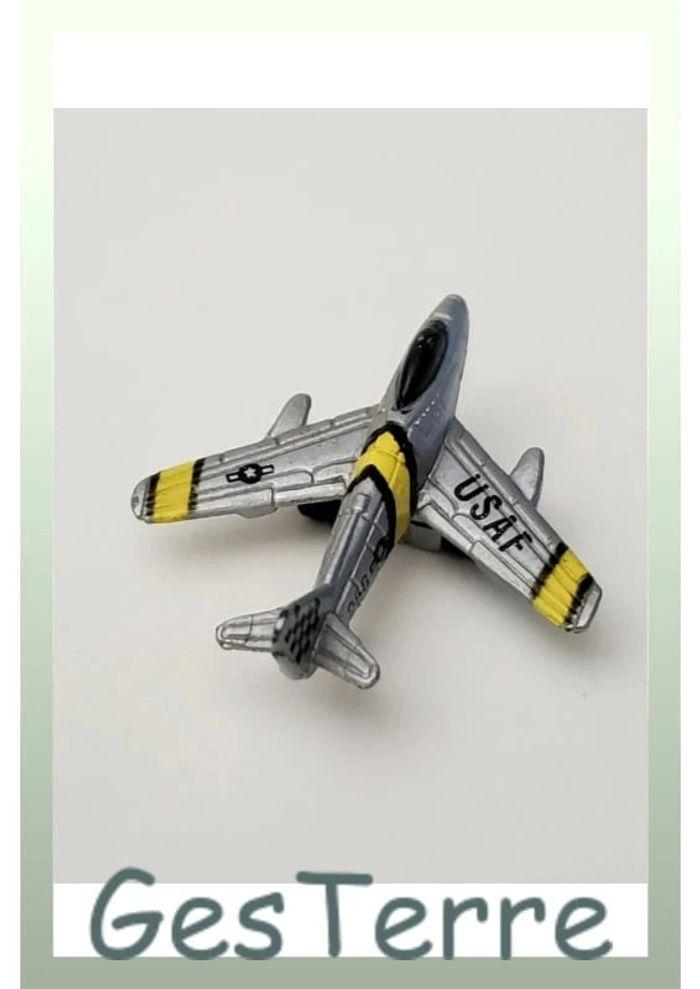 Micro Machines Galoob F-86 Sabre - photo numéro 3