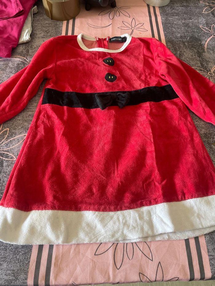 Robe de noel type velours 4 ans - photo numéro 2