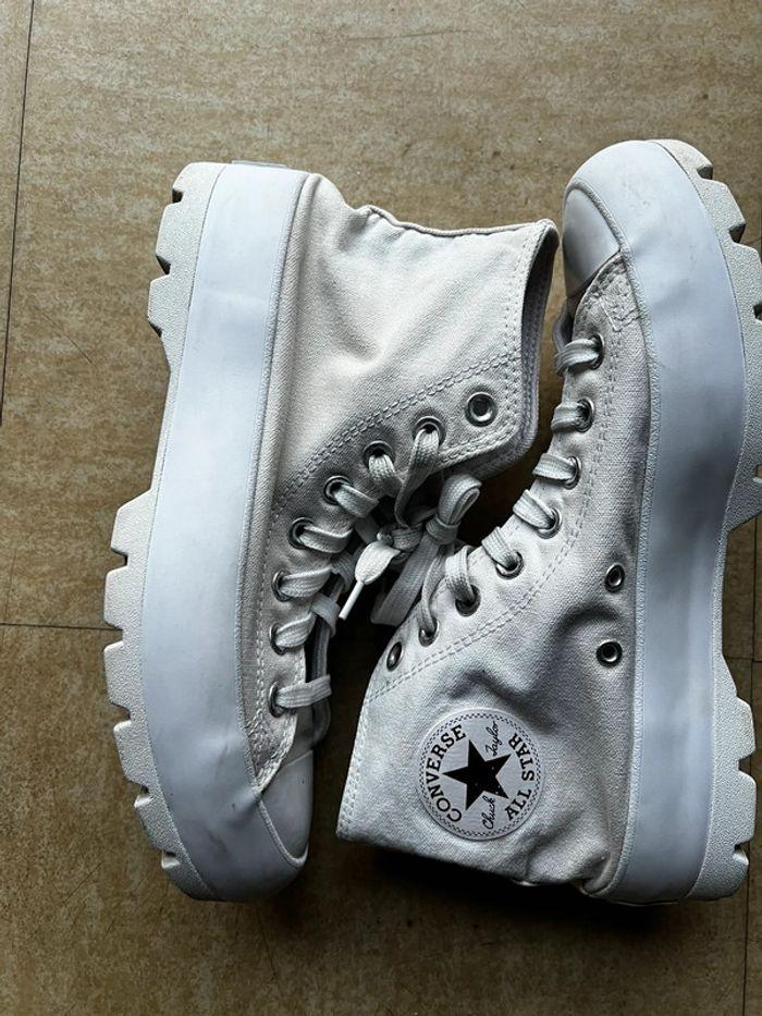 Converse blanche montante 40 très bon état - photo numéro 4