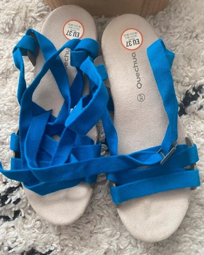 Sandales de randonnée bleue Quechua neuve taille 37  neuve - photo numéro 3