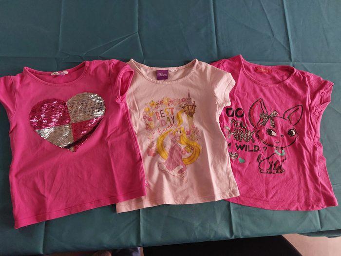 Lot 3 t shirts (disney, okaidi...) 6 ans - photo numéro 1