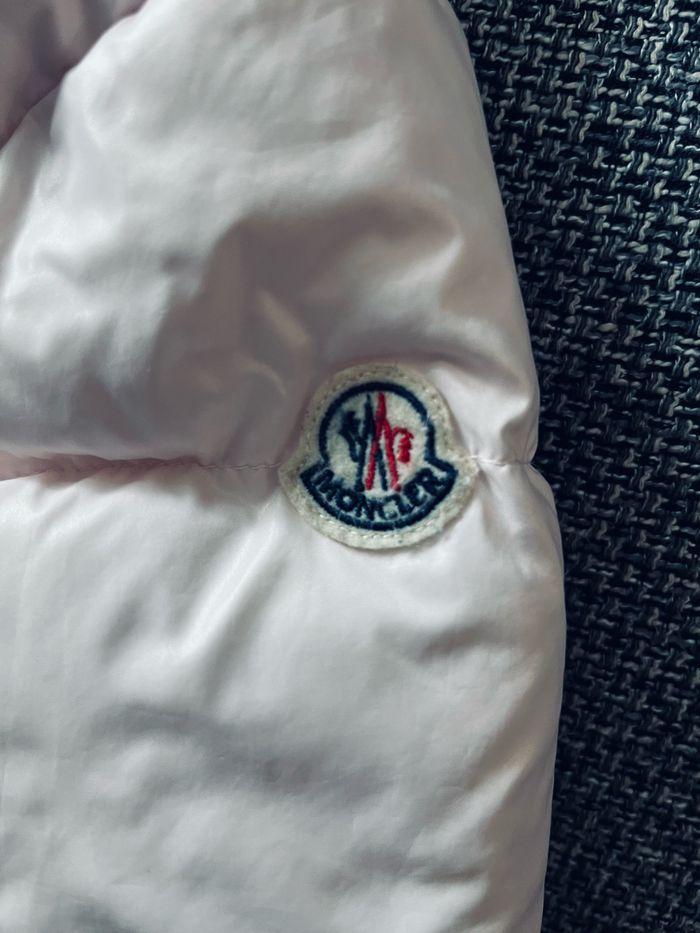 Doudoune moncler rose 2 ans 92cm - photo numéro 3