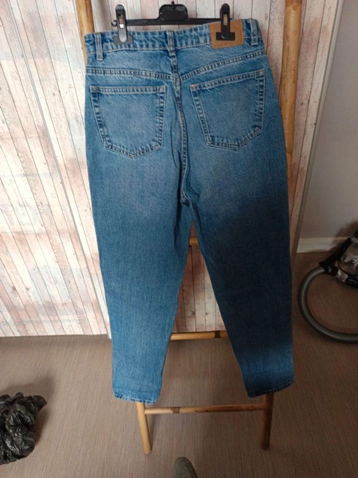 👖 Jean MOM Bershka taille 38 très bon état 🌸 - photo numéro 4