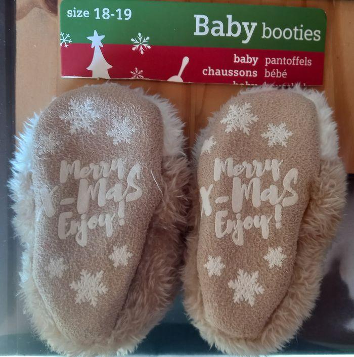 Chaussons Noël bébé - photo numéro 2