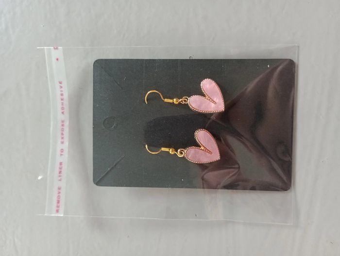 Boucles d'Oreilles Cœur de Rose – Élégance et Douceur - photo numéro 2