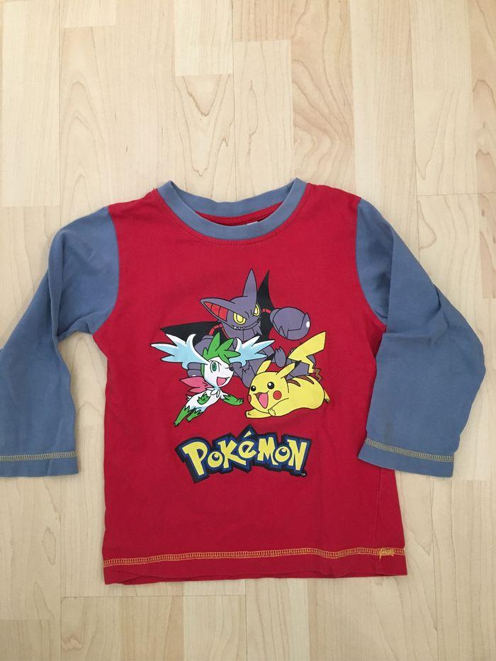 Haut de pyjama Pokémon taille 4 ans - photo numéro 1