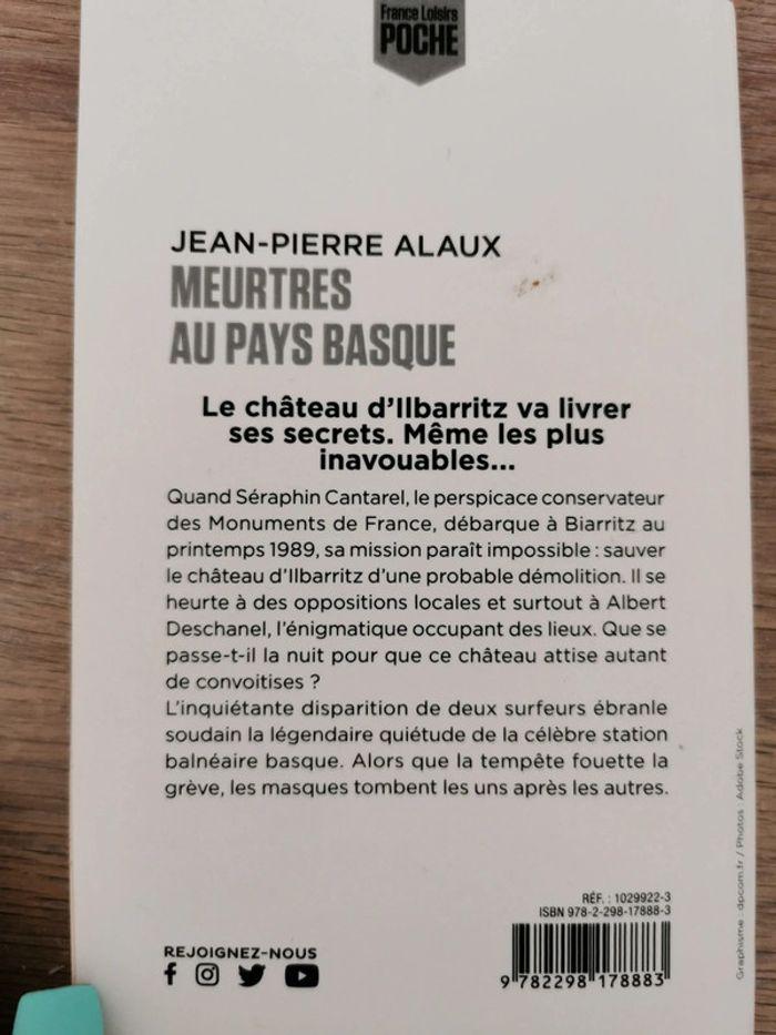 Livre "meutres au pays Basque" - photo numéro 2