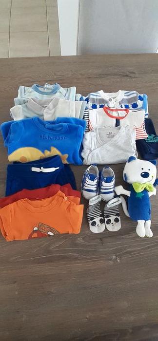 lot de vêtements 1à 3 mois bébé garçon - photo numéro 1