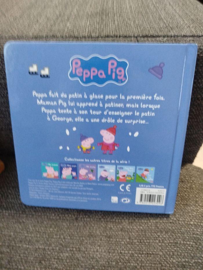 Livre Peppa Pig : Peppa fait du patin à glace - photo numéro 2