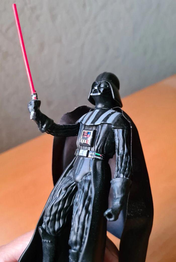 Figurine star wars Dark Vador neuve - photo numéro 4