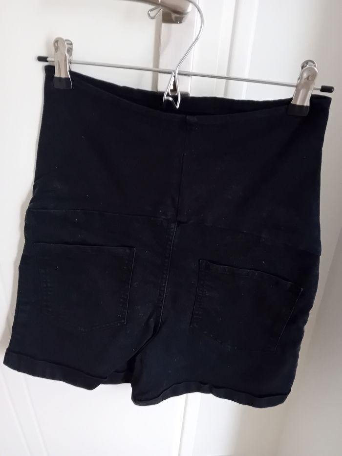 Lot de 2 shorts de grossesse - photo numéro 1