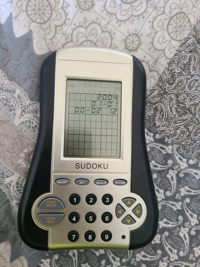 Jeu électronique sudoku - photo numéro 1