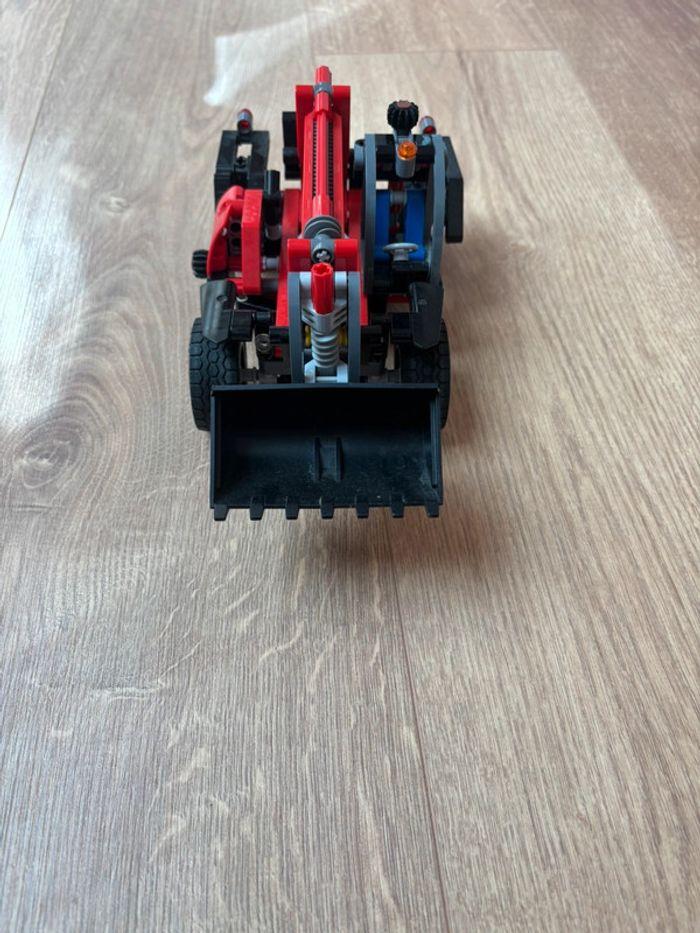 Lego Technic 42061 (2 en 1) - Le Manipulateur Télescopique - photo numéro 4