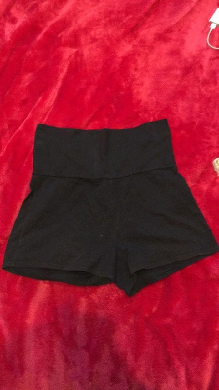 Short de sport noir « Domyos » taille 34 - photo numéro 2