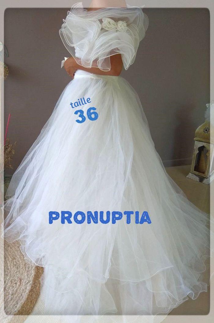 Robe de mariée Pronuptia blanche en voile  taille 36/38+ chapeau capelline satin et tulle - photo numéro 2