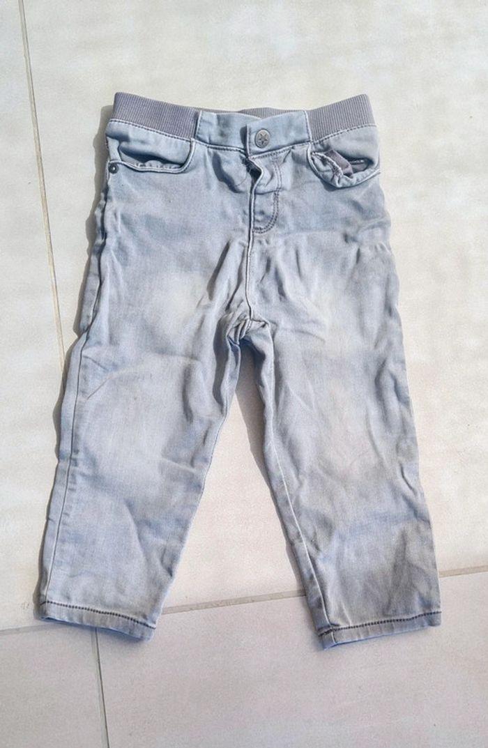 Lot de 2 jeans en très bon état - photo numéro 2