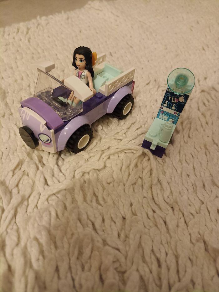 Lego Friends la clinique vétérinaire mobile