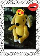 Peluche chien jaune