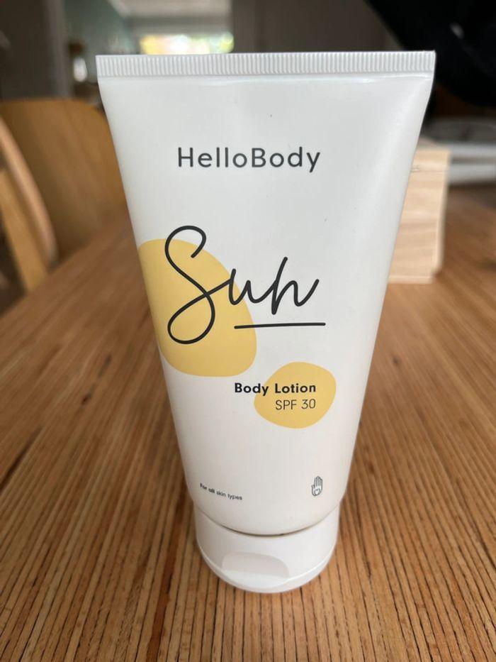 Crème solaire Body Lotion Hellobody Sun 125ml - photo numéro 1