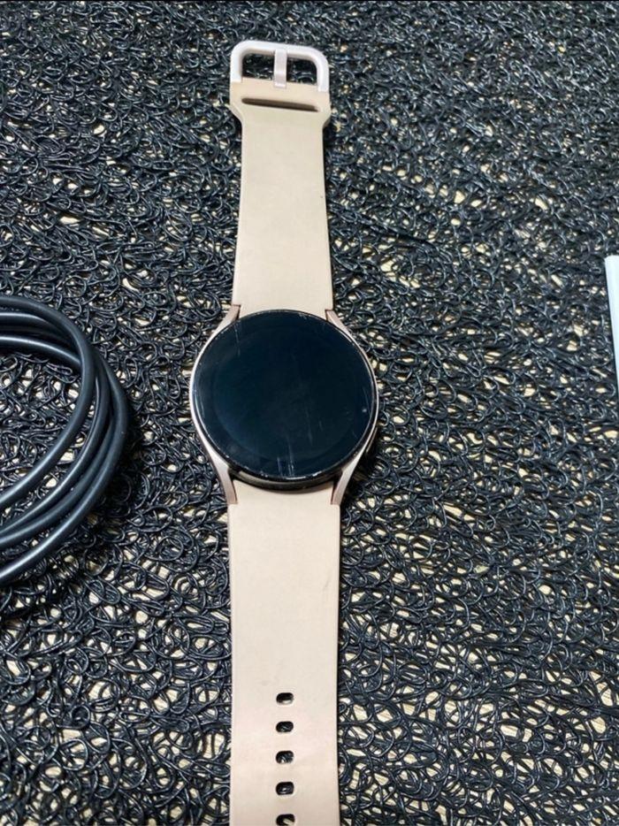 Montre Samsung galaxy Watch 4 - photo numéro 6